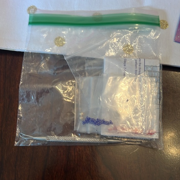 Colorful Crafting Kit - Picture 4 of 11